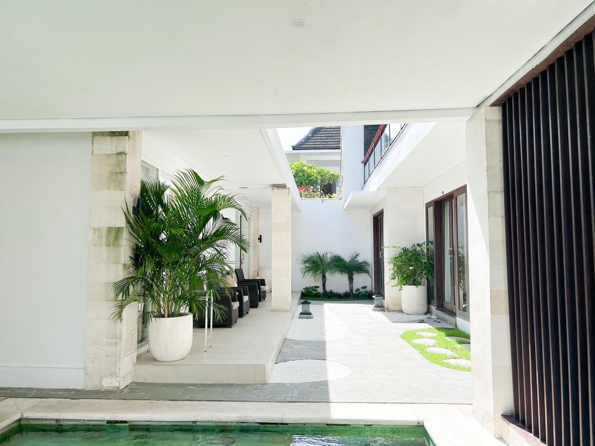 Apple Villas & Apartments Kerobokan  Luaran gambar