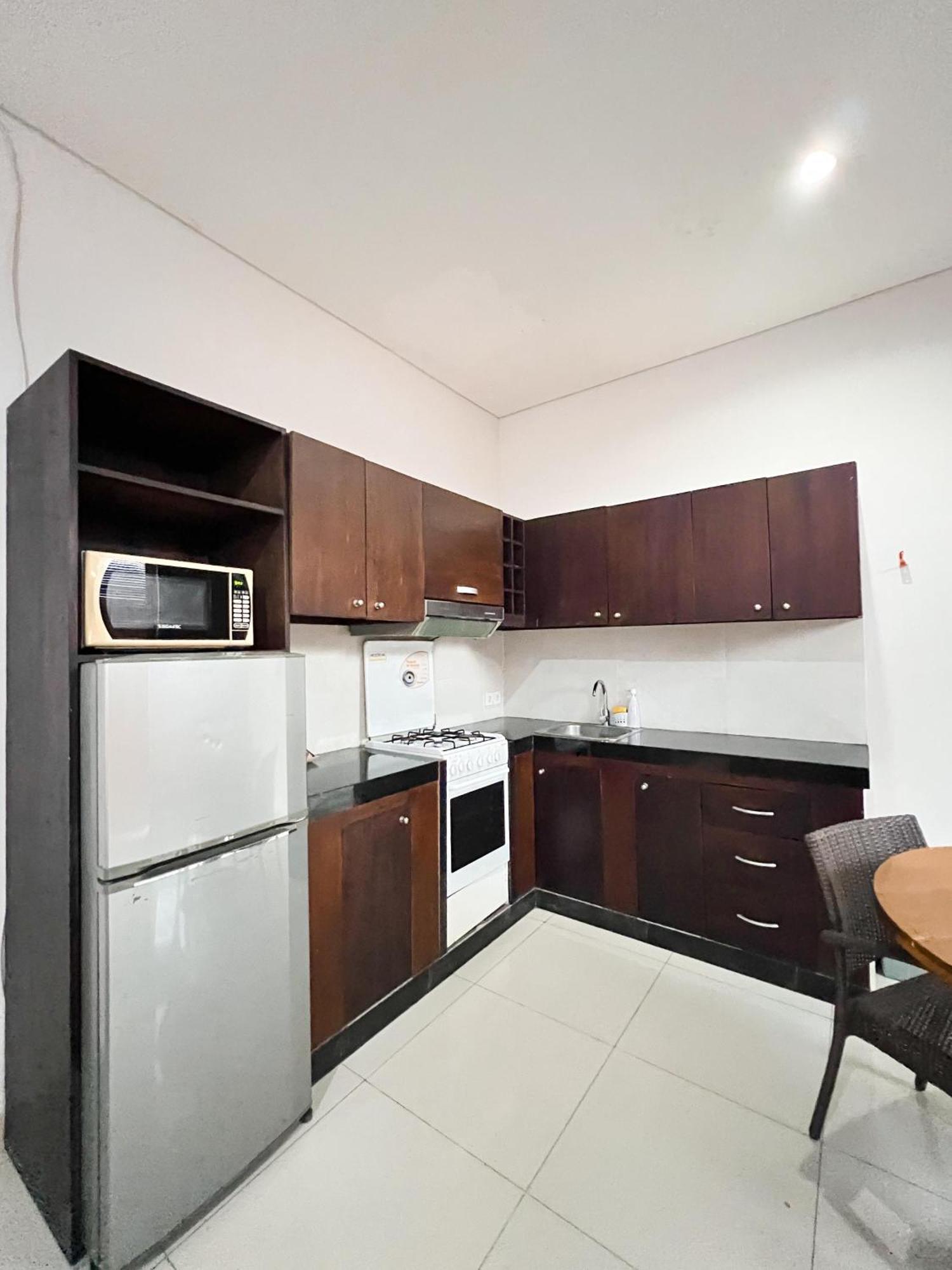 Apple Villas & Apartments Kerobokan  Luaran gambar
