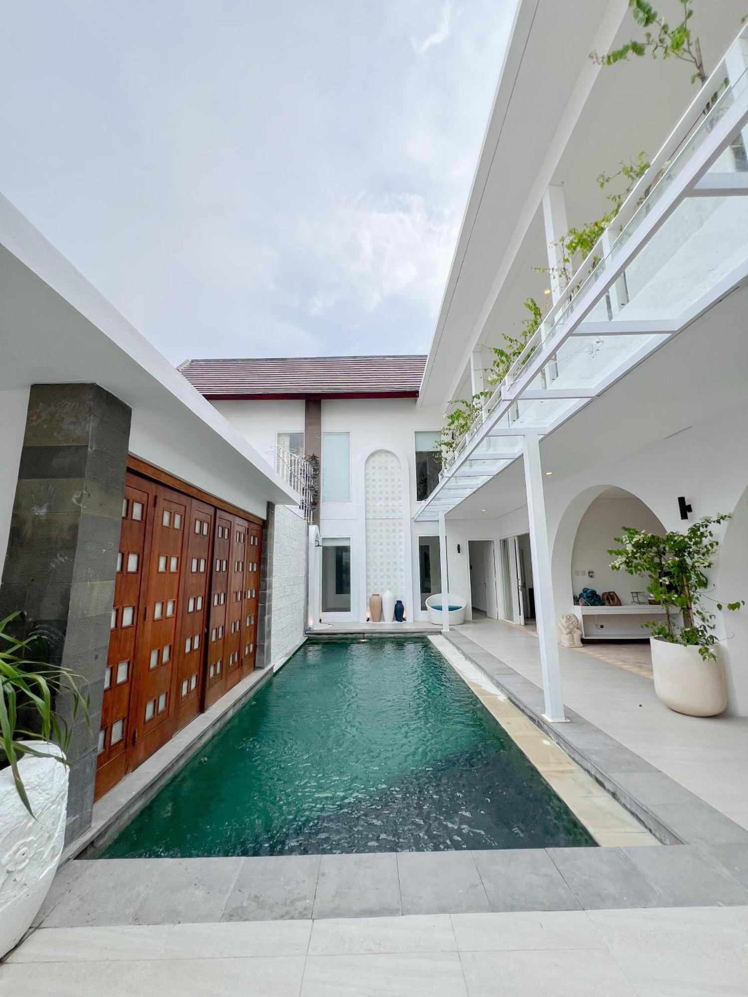 Apple Villas & Apartments Kerobokan  Luaran gambar
